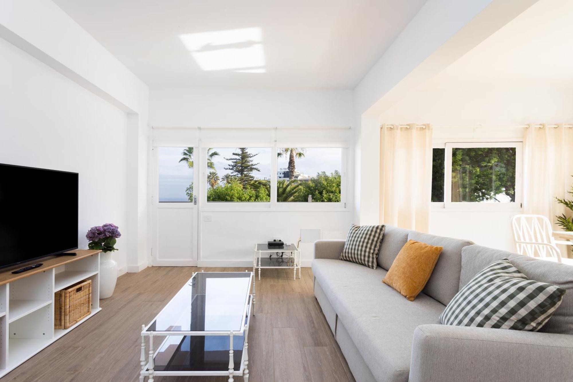 Home2book Exquisite Apt&terrace, Apartment